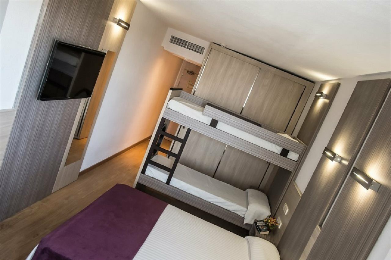 Club Mac Alcudia Hotel Port de Alcudia  Bagian luar foto